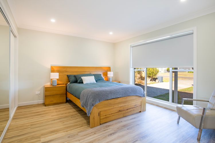 Breathe – Pet Friendly – 2 Mins Walk to Beach