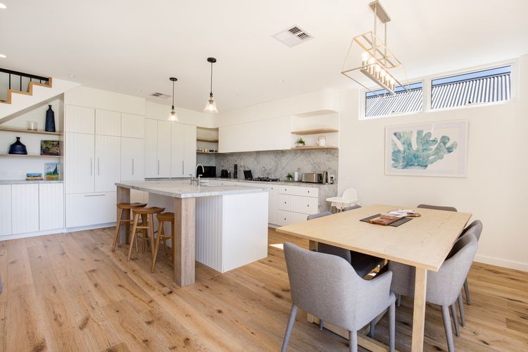 Fantastic chef's kitchen for preparing gourmet meals