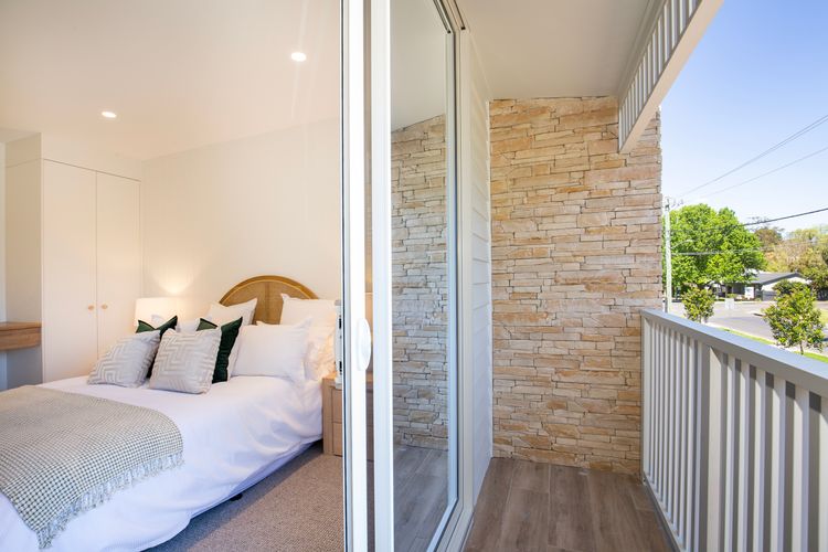 Camellia – Pet Friendly – 3 Min Walk to Centre of Berry