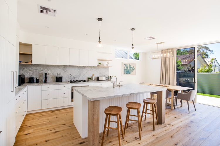 Fantastic chef's kitchen for preparing gourmet meals