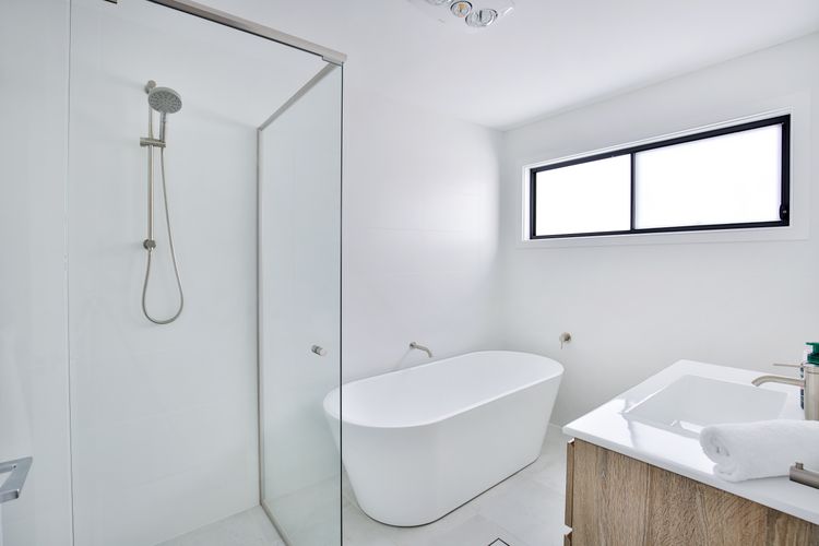 Kirkland – Pet Friendly – 5 Mins Walk to Beach