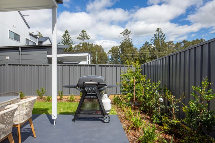 Kirkland – Pet Friendly – 5 Mins Walk to Beach