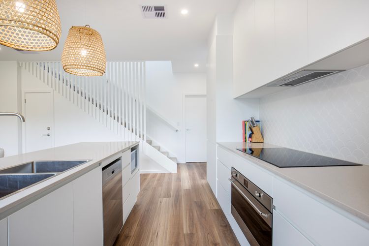 Kirkland – Pet Friendly – 5 Mins Walk to Beach