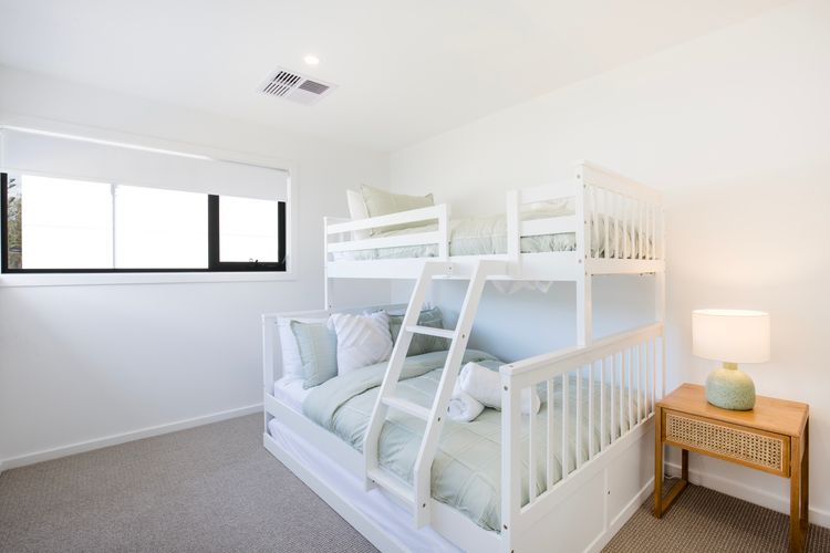 Kirkland – Pet Friendly – 5 Mins Walk to Beach