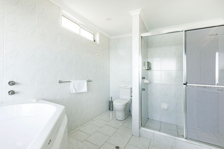 Neptune – Pet Friendly Absolute Beachfront with Stunning Views