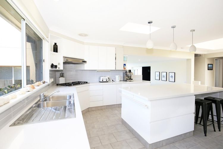 Fantastic chef's kitchen for preparing gourmet meals