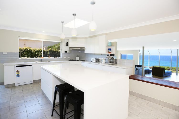 Fantastic chef's kitchen for preparing gourmet meals