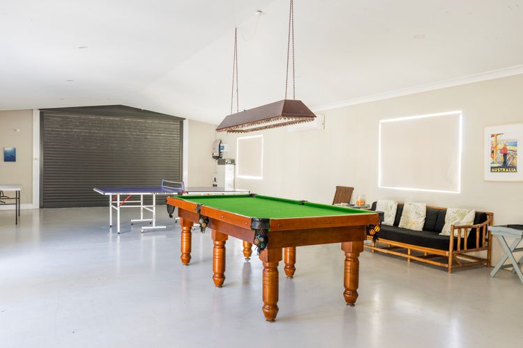 Neptune – Pet Friendly Absolute Beachfront with Stunning Views
