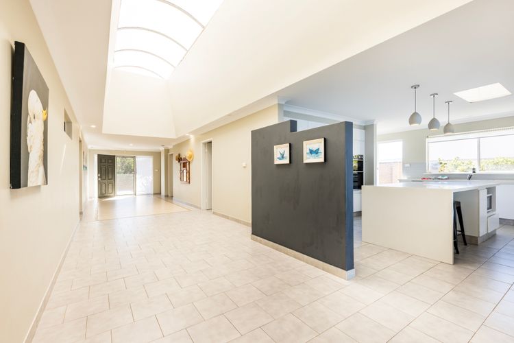Neptune – Pet Friendly Absolute Beachfront with Stunning Views