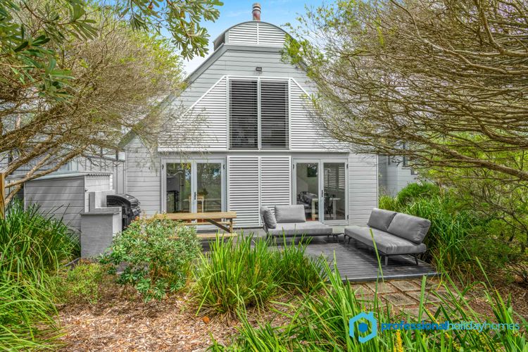 Ocean Dunes – Absolute Beachfront with Fireplace