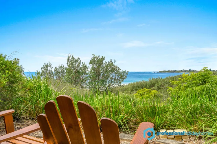 Amazing beachfront at your doorstep, Easy access to an amazing surf beach for surfing, Amazing views