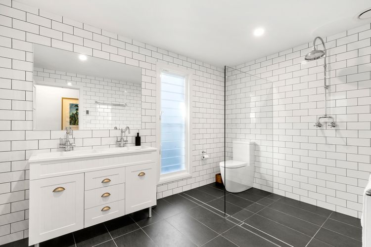 Ocean Dunes – Absolute Beachfront with Fireplace