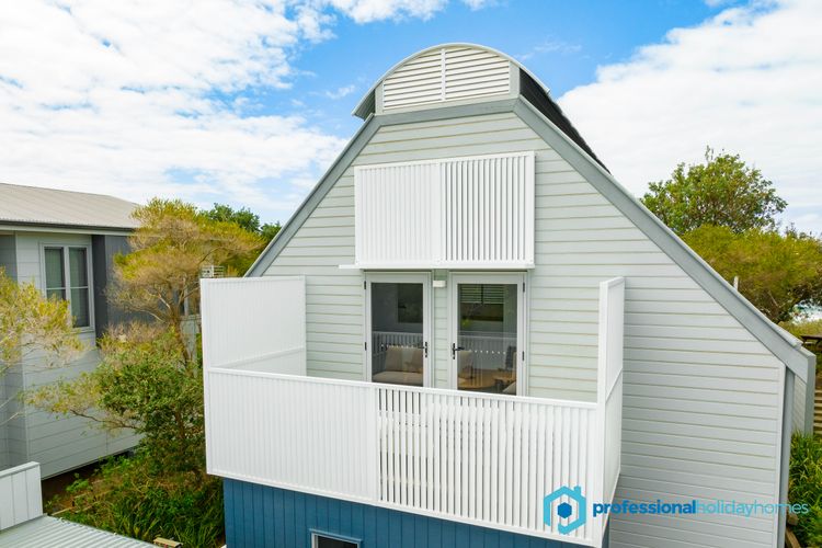 Ocean Dunes – Absolute Beachfront with Fireplace