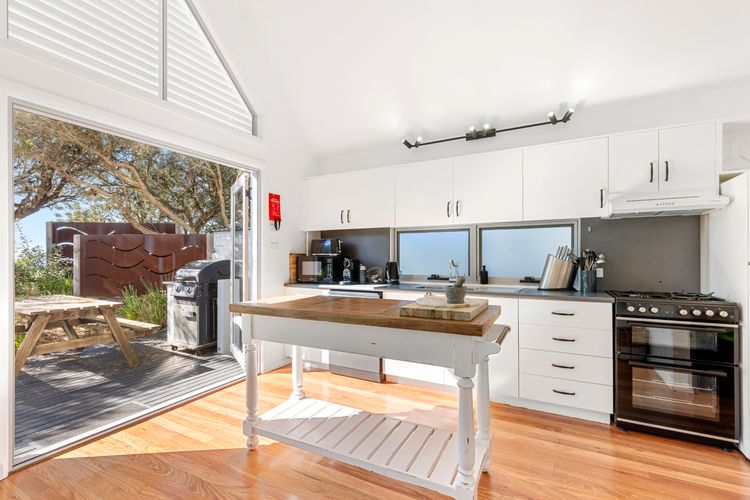 Ocean Dunes – Absolute Beachfront with Fireplace