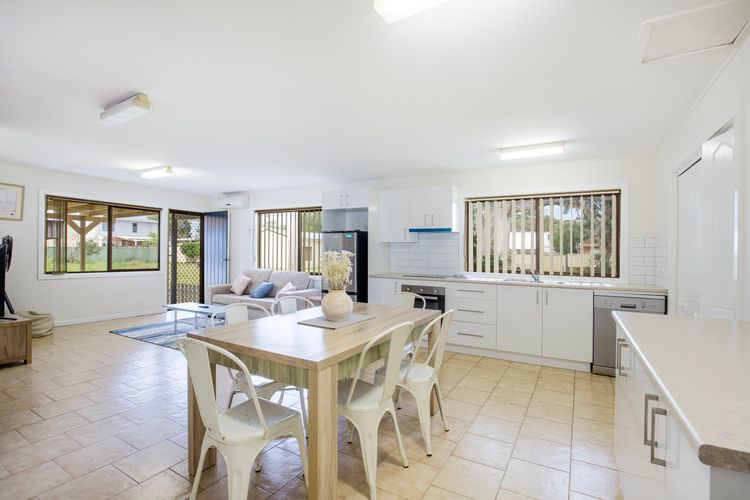 Fantastic chef's kitchen for preparing gourmet meals