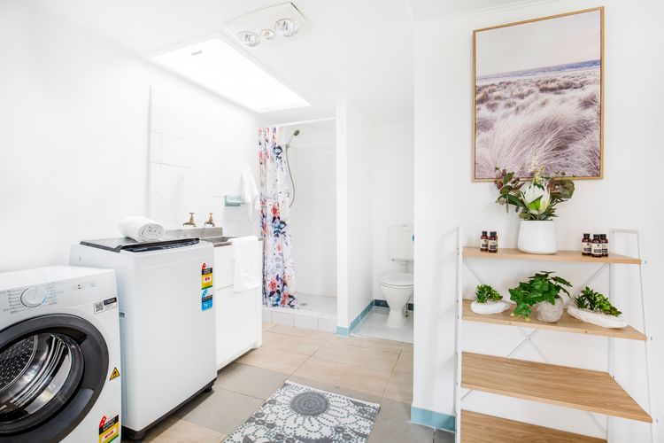 Crystal Bay – Pet Friendly – 3 Mins Walk to Beach