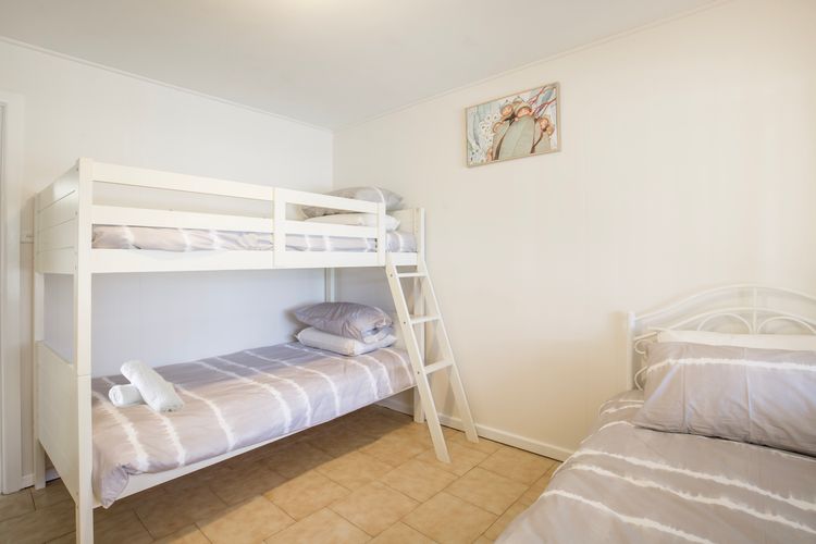 Crystal Bay – Pet Friendly – 3 Mins Walk to Beach