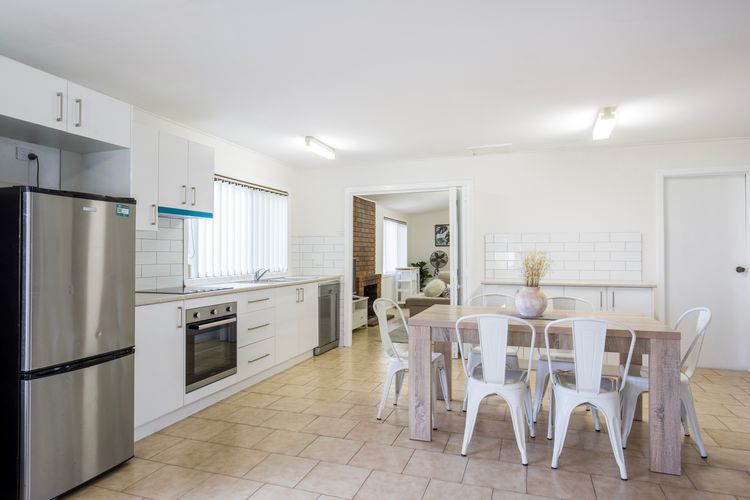 Fantastic chef's kitchen for preparing gourmet meals