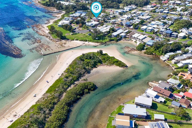 Seahaven – Pet Friendly with Ocean Views- 2 Mins to Beach