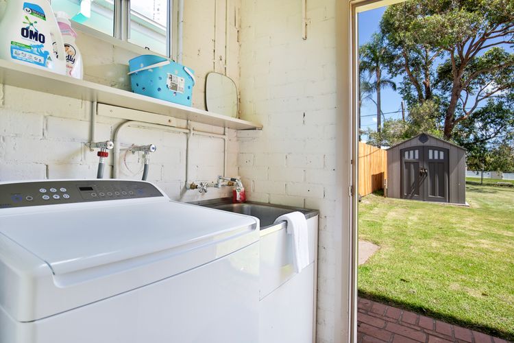 Seahaven – Pet Friendly with Ocean Views- 2 Mins to Beach