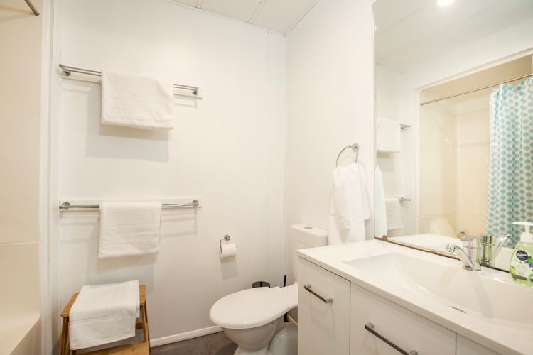 The Relax Shack – Pet Friendly – 8 Mins Walk to Beach