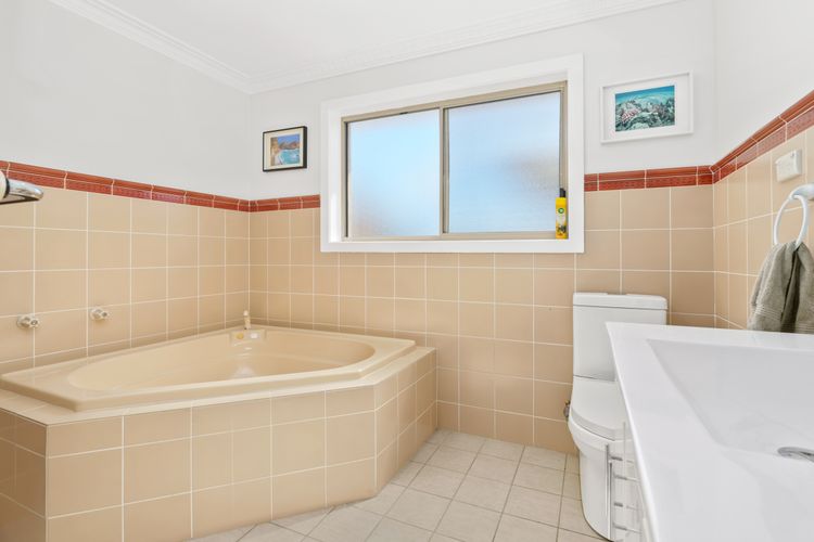 Bath Tub