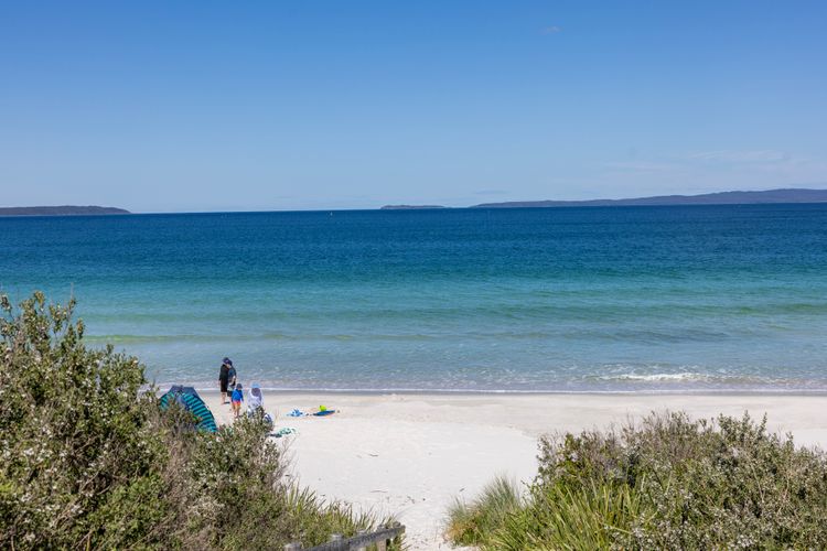 Callala Beach Walk – Beachfront with Fireplace