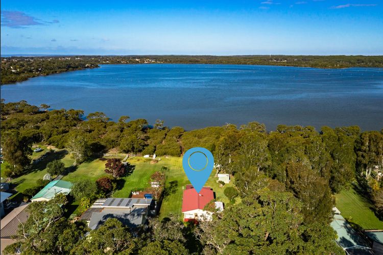 Jack’s Culburra – Absolute Waterfront with Fireplace