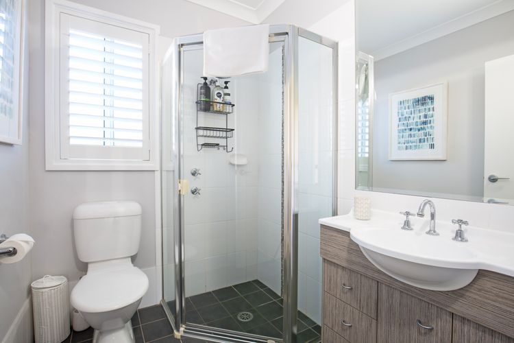 Bluewater Jervis Bay – Pet Friendly Luxury with Spa – 5 Mins Walk to Beach