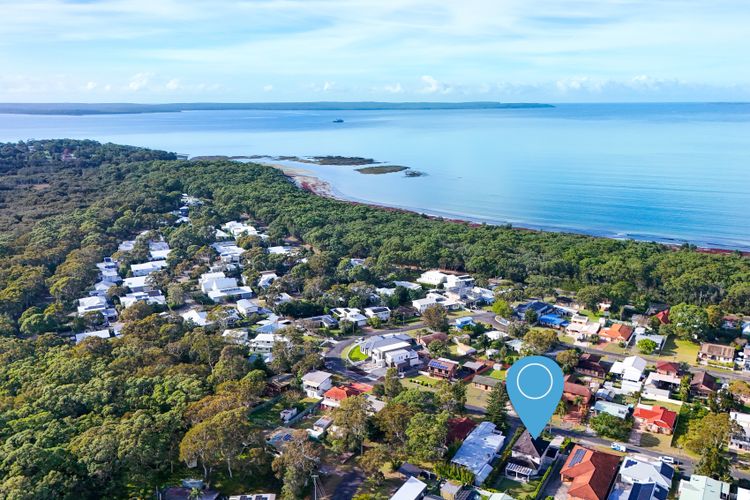 Bluewater Jervis Bay – Pet Friendly Luxury with Spa – 5 Mins Walk to Beach