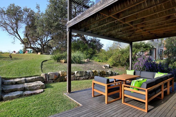 Amazing beachfront at your doorstep, Easy access to an amazing surf beach for surfing