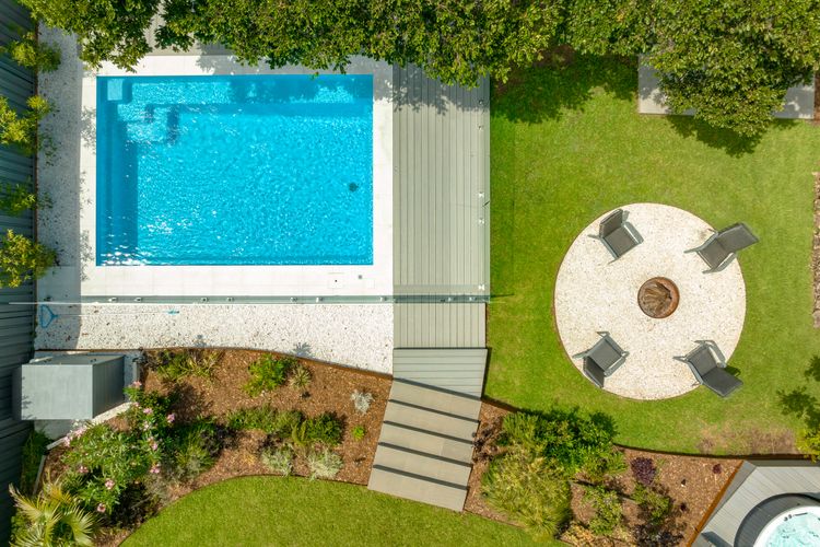 Amazing pool a short walk away
