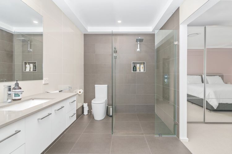 Sea La Vie – Pet Friendly with Fireplace and Swimming Pool & Spa