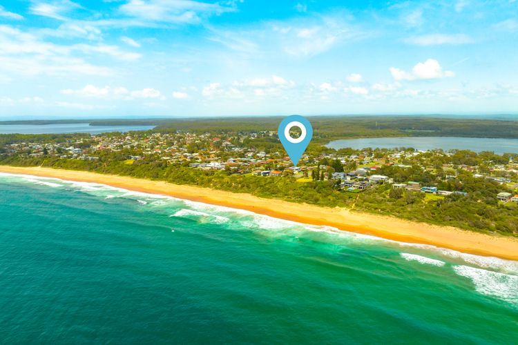 Amazing beach only a few minutes walk away. Easy access to an amazing surf beach for surfing