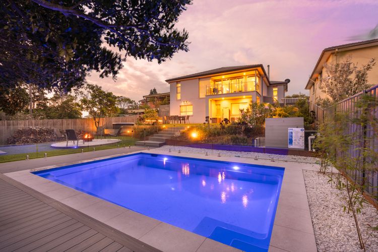 Sea La Vie – Pet Friendly with Fireplace and Swimming Pool & Spa