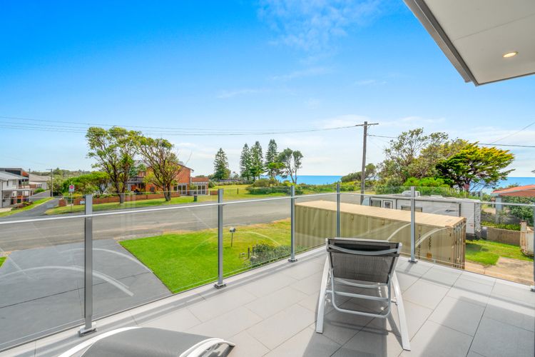 Sea La Vie – Pet Friendly with Fireplace and Swimming Pool & Spa