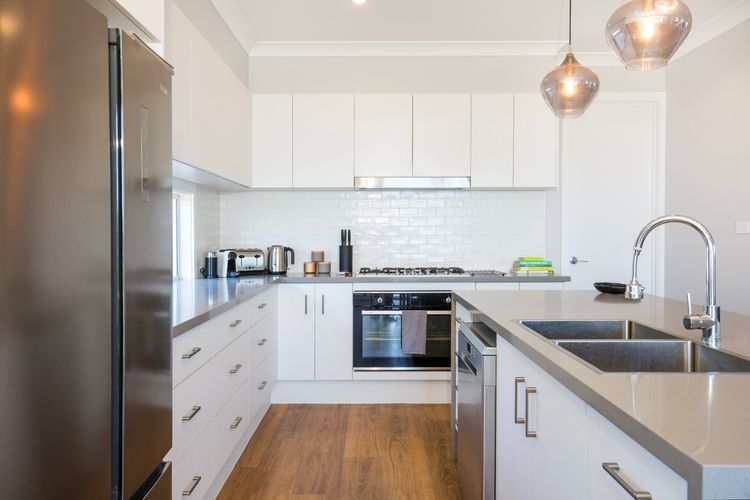 La Vista – Water Views & Mountain Vistas