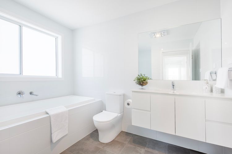 La Vista – Water Views & Mountain Vistas