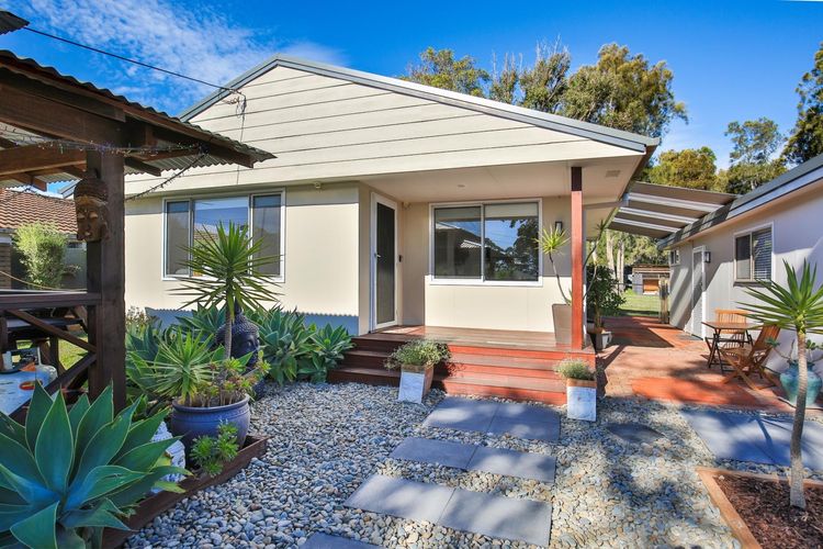 Pagoda @ Culburra – Pet Friendly – Short Walk to Beach & Bay