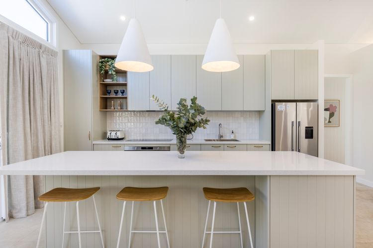 Carramar – Fireplace – Absolute Waterfront
