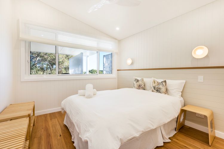 Carramar – Fireplace – Absolute Waterfront
