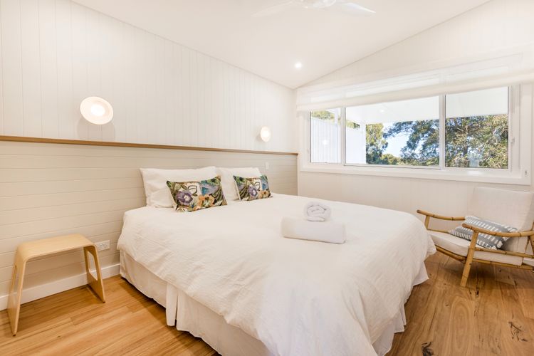 Carramar – Fireplace – Absolute Waterfront