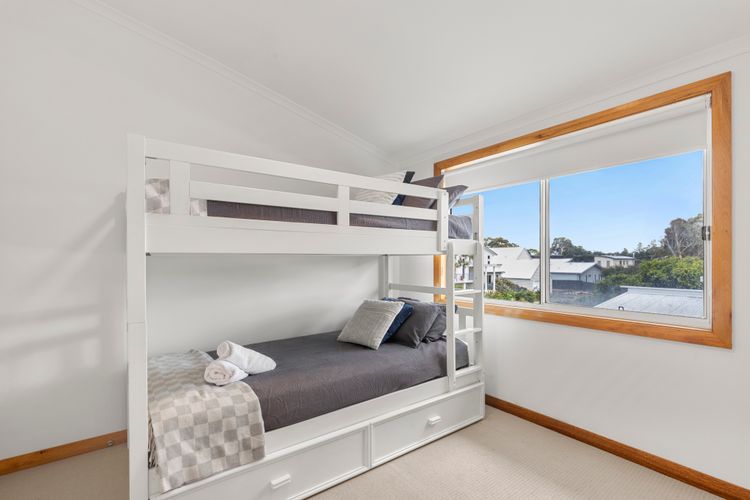 Sandlewood Breeze – Pet Friendly – Community Pool