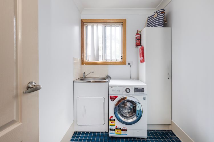 Sandlewood Breeze – Pet Friendly – Community Pool