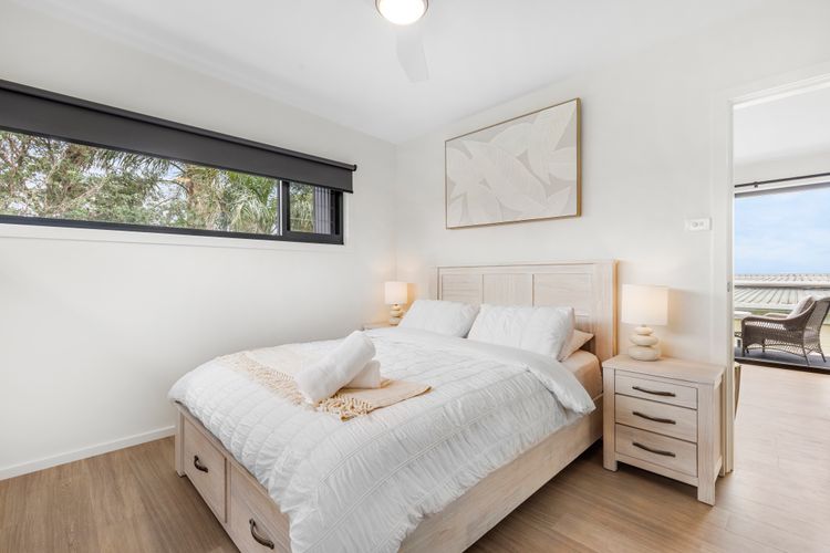 Azure Studio – Ocean Glimpses – 3 Mins Walk to Beach