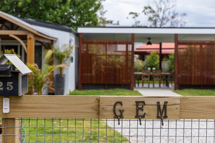 Callala Bay Gem – Jervis Bay – Pet Friendly Getaway with Spa