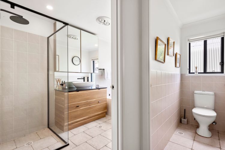 Jasmine House – Pet Friendly with Swimming Pool