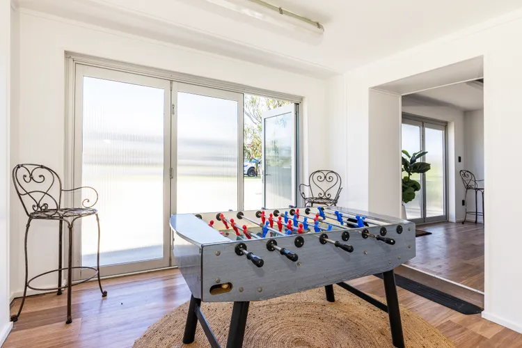 The Castle – Pet Friendly – Absolute Beachfront