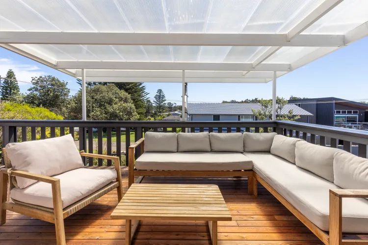 The Castle – Pet Friendly – Absolute Beachfront