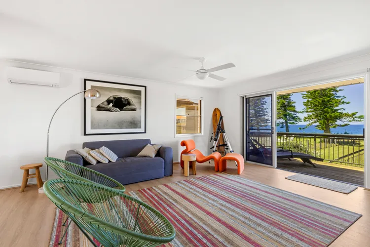 The Castle – Pet Friendly – Absolute Beachfront